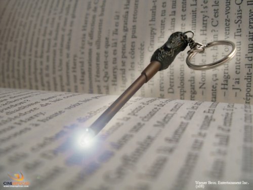 Harry Potter Keychain Light Up Wand